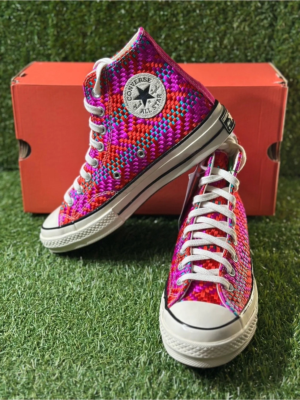 CONVERSE CHUCK TAYLOR ALLSTAR 70 HI, SIZE 6.5 MENS 8.5 WOMENS, BRAND NEW